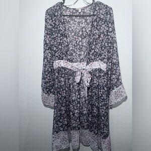 Adorable Gianni Bini floral wrap cover-up/ dress